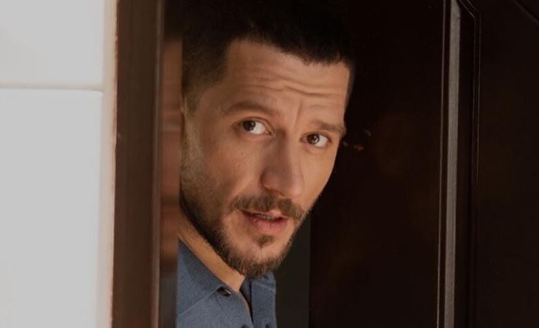 Uraz Kaygılaroğlu entered a busy period with both the series and the new play